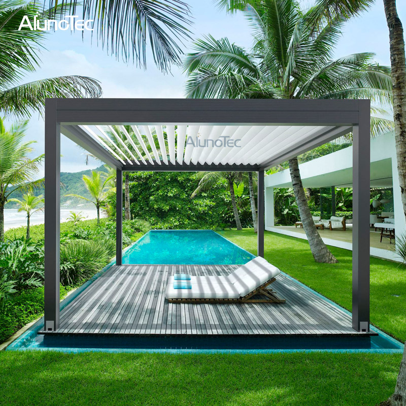 Pergola bioclimatique de luxe facilement assemblée avec écran solaire latéral