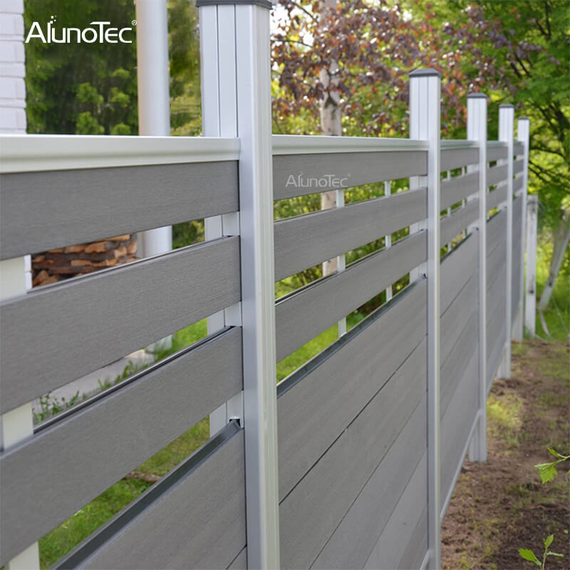 Barrière verticale de persienne de clôture noire du balcon WPC de conception unique d'AlunoTec pour le jardin