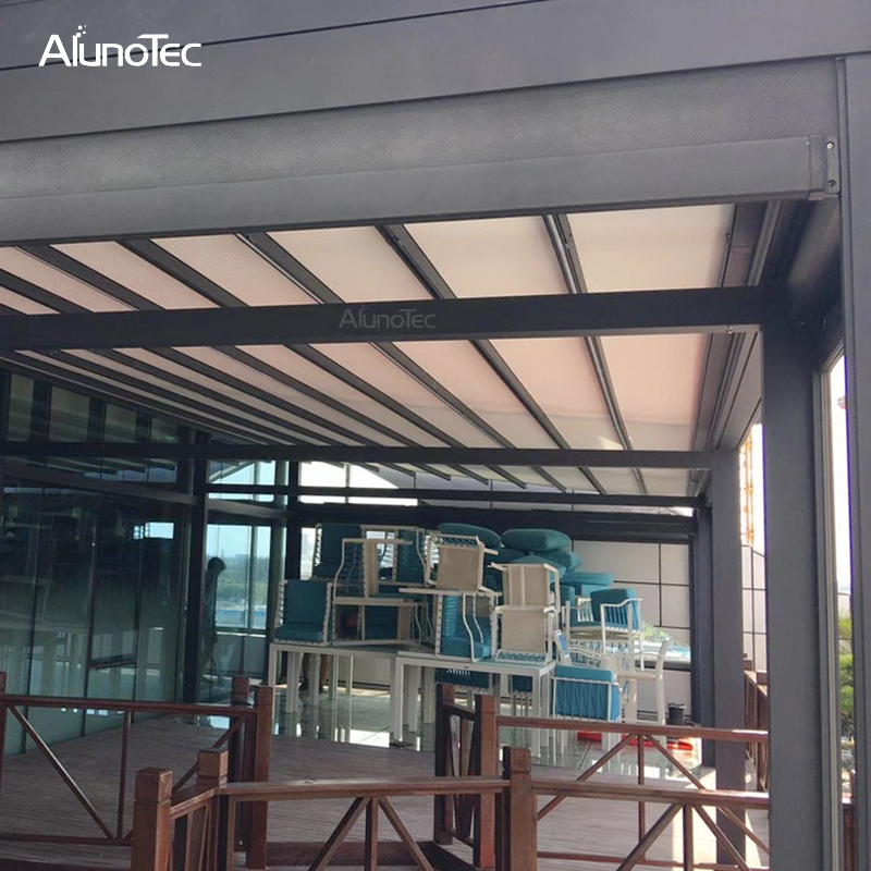 Auvent en aluminium de toit de pergola d'auvent escamotable électrique motorisé extérieur avec l'écran latéral